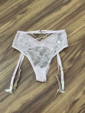 Victoria's Secret Pale Pink Lace Garter Thong